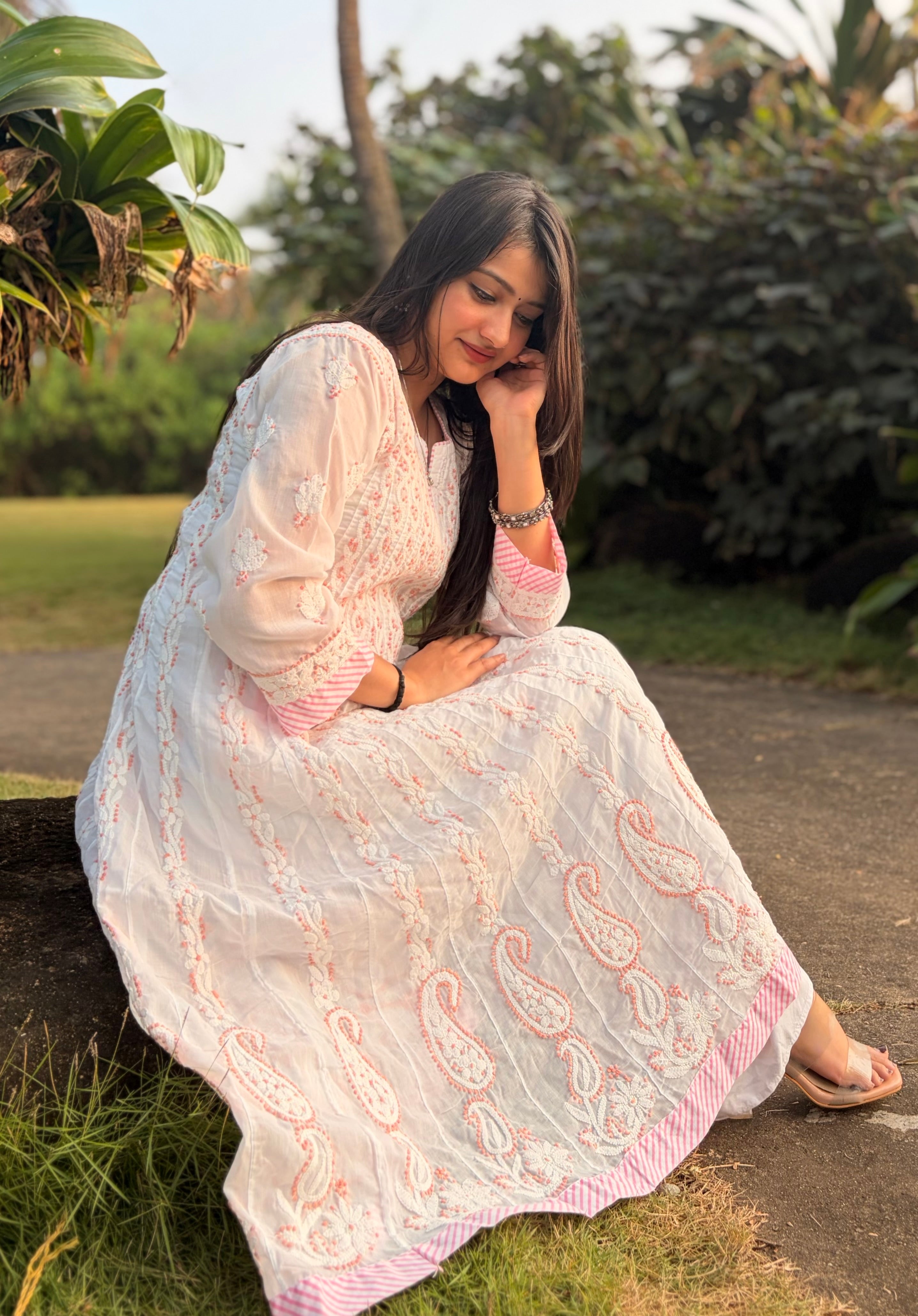 COTTON ANARKALI CHIKANKARI KURTA